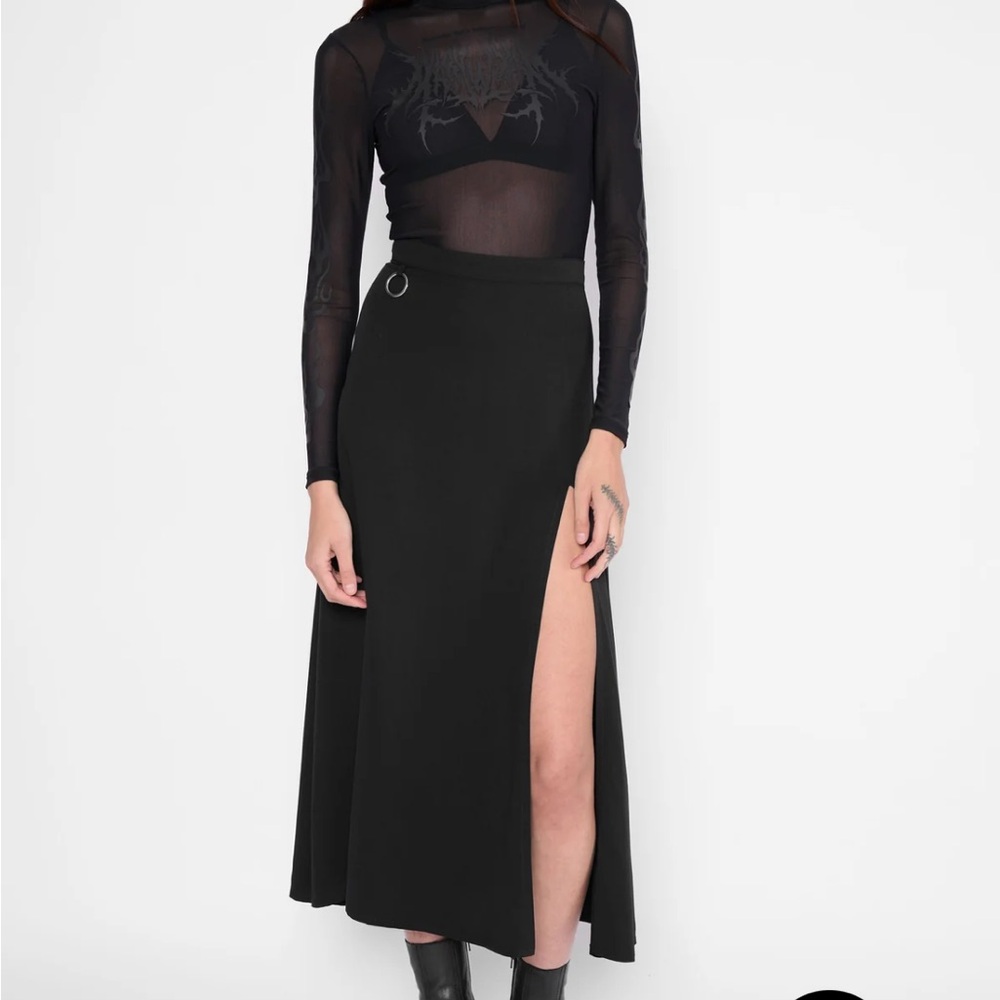 Mary Wyatt London Sofia O-Ring Split Skirt - Picture 3 of 4